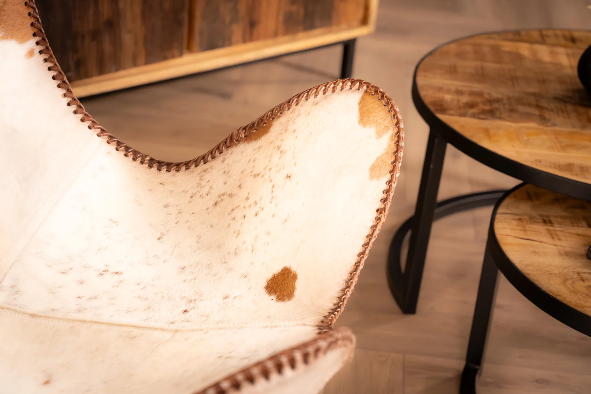 Leather Butterfly Lounge Chair Brown and White Spotted - Image 3