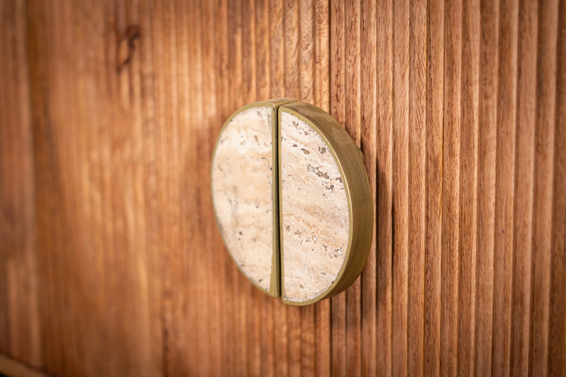 Solid Mango Wood TV Unit Natural Brown 130 cm – Cedric Stone Handles - Image 5