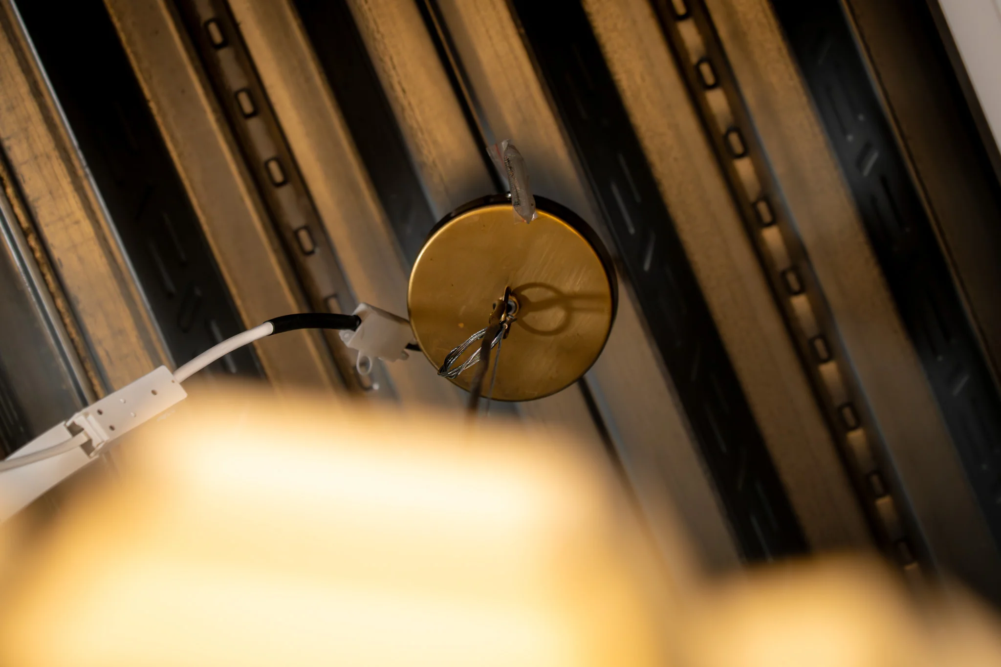 Embossed Lantern Ceiling Light 60 cm in Gold – Celeste - Image 10