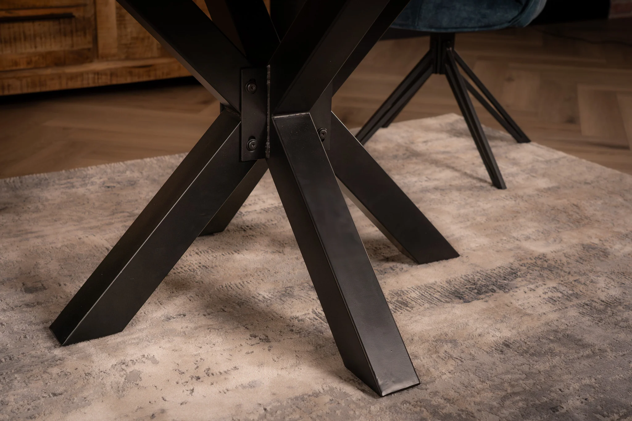 Solid Mango Wood Round Dining Table 140cm – Galaxie Star Base - Image 6