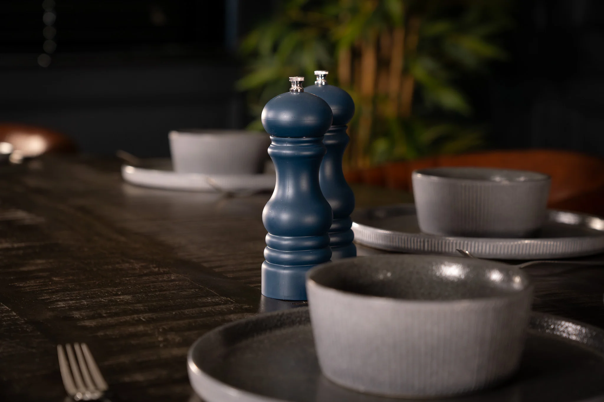 Solid Mango Dark Brown Wood Oval Dining Table 160cm – Galaxie Spider Frame - Image 8