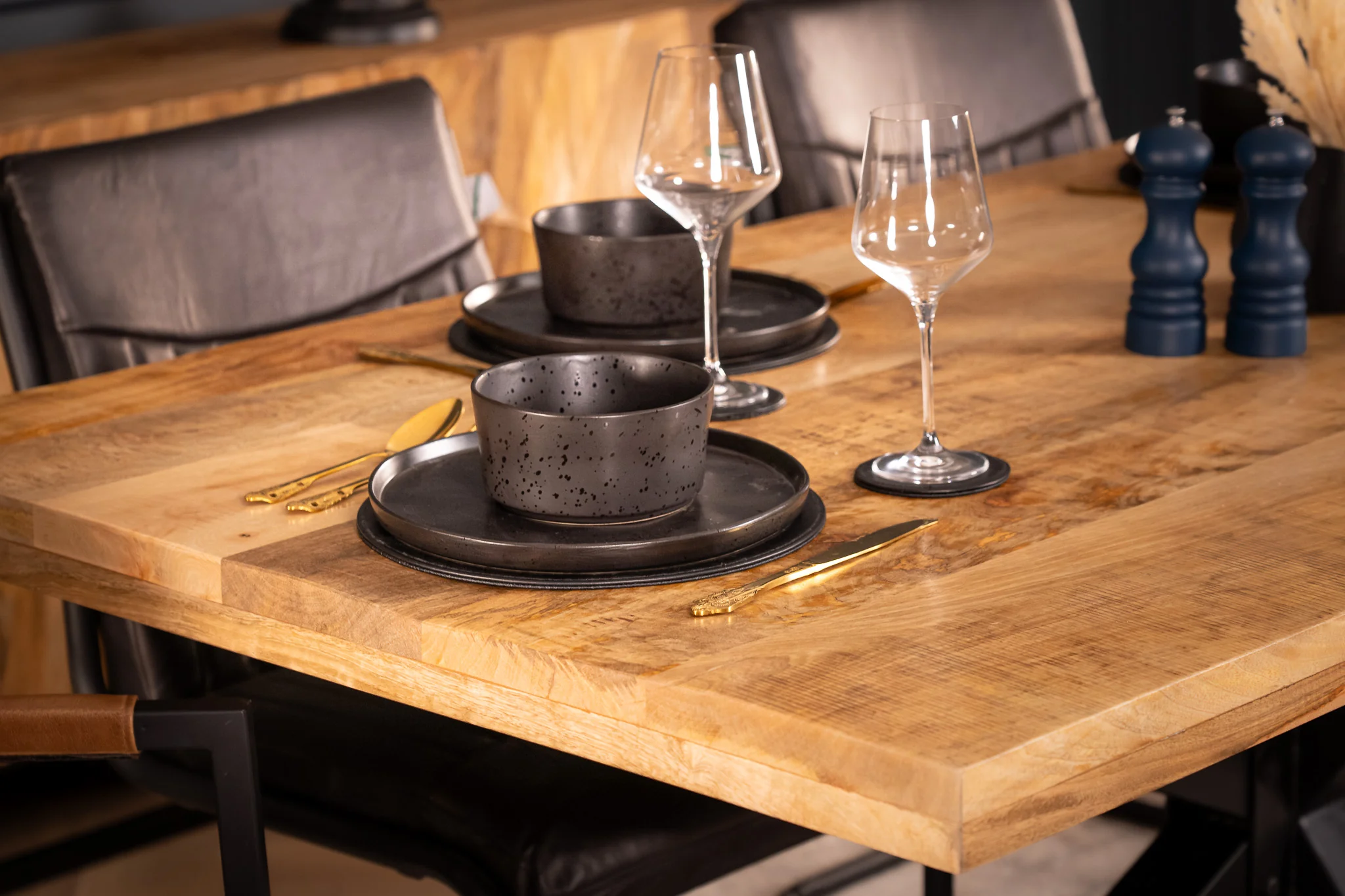 Solid Mango Wood Dining Table 200cm – Galaxie Spider Frame - Image 6