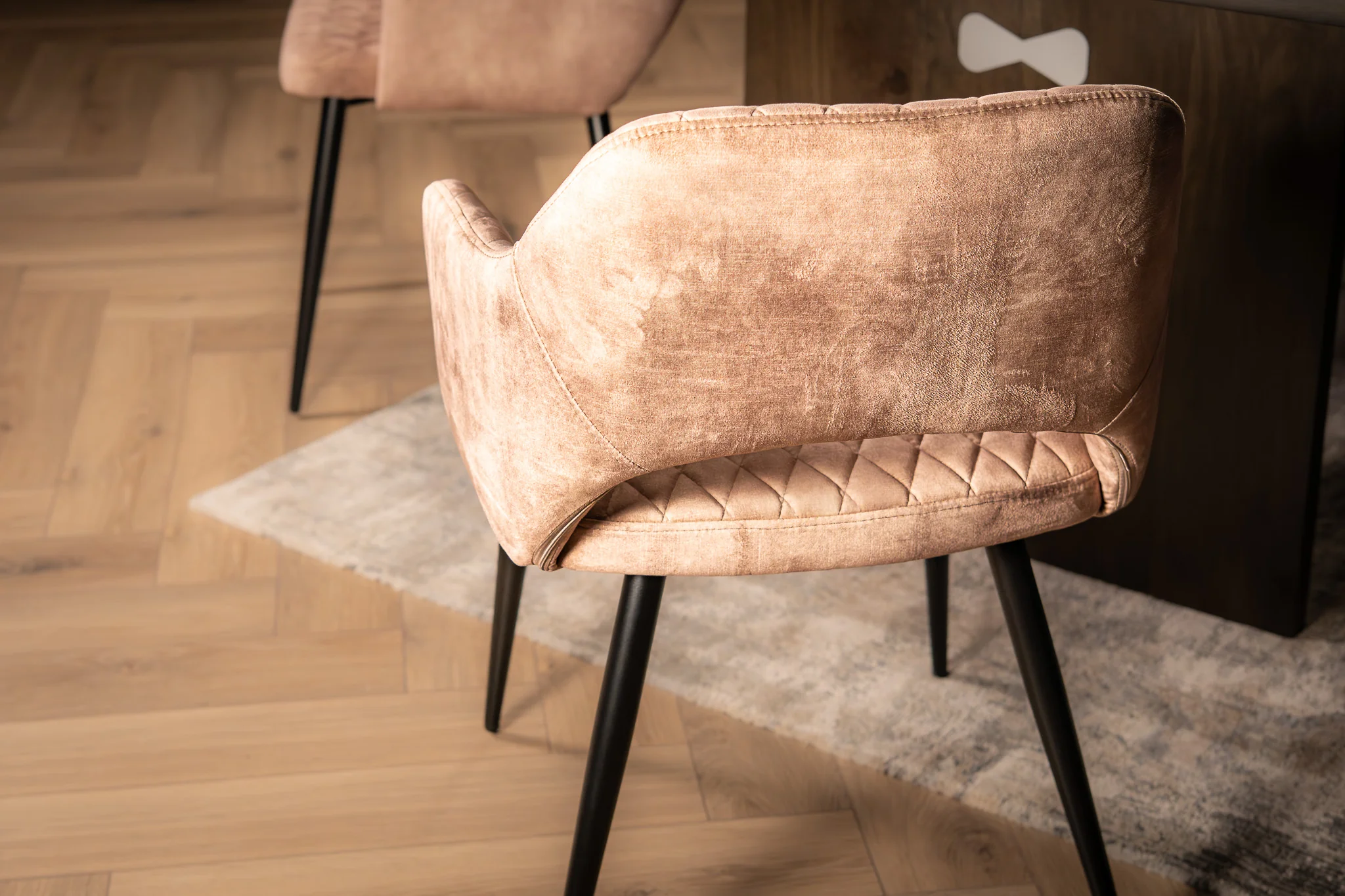 Velvet Dining Chair Champagne with Black Legs – Glamour - Image 6