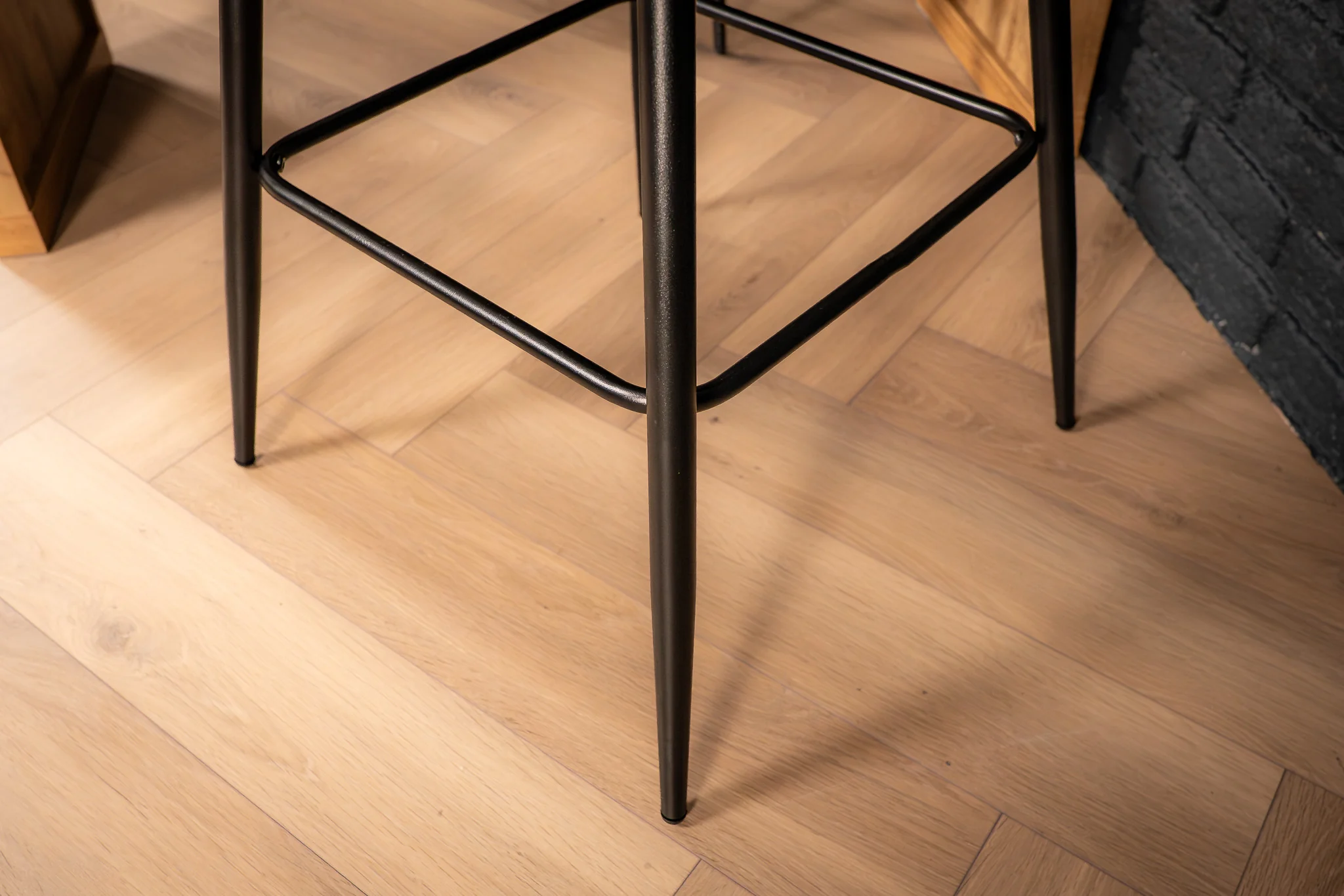 Velvet Bar Stool Mustard Yellow with Black Legs – Glamour - Image 6