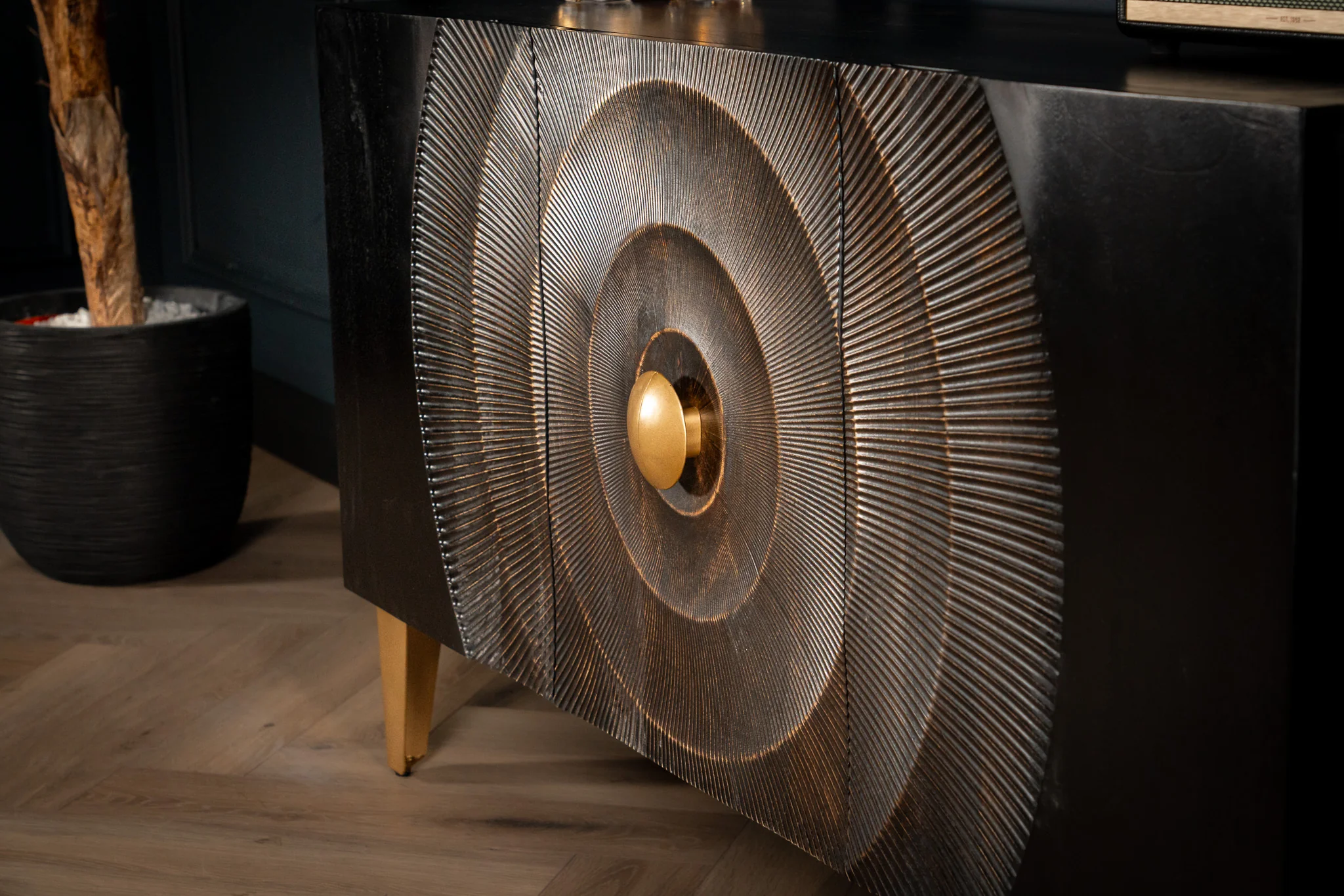 Solid Mango Wood Sideboard Black 140 cm – Sunset - Image 5