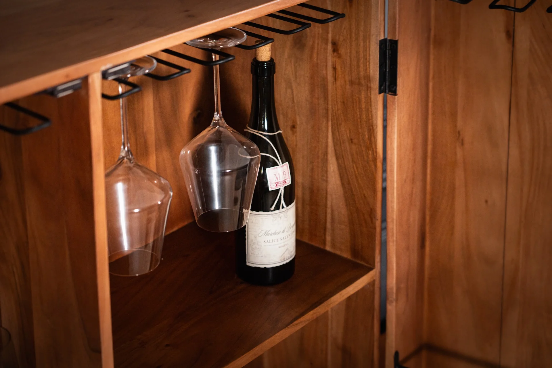 Solid Acacia Wood Bar Cabinet 140 cm with Carved Circular Front – Manhattan - Image 8