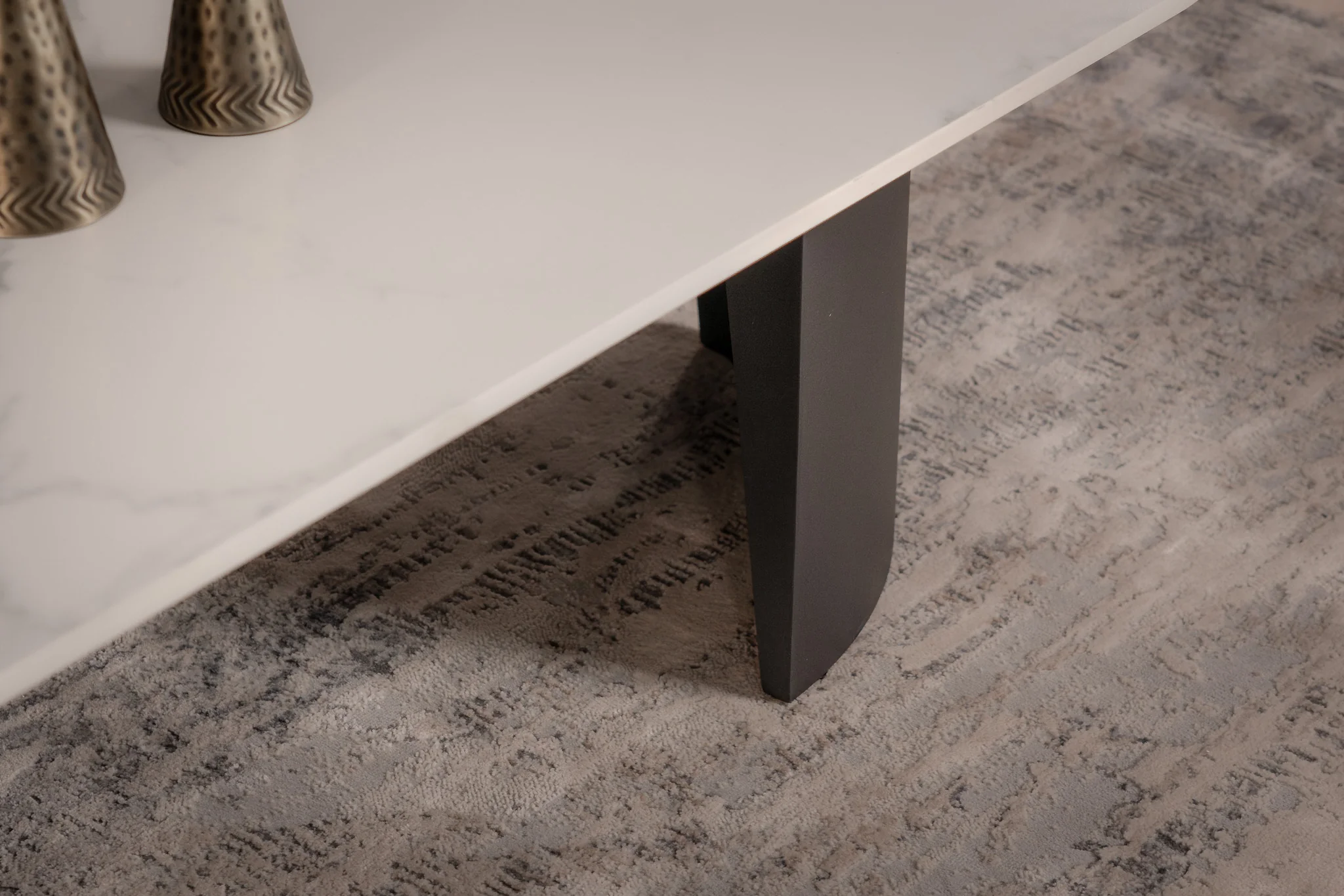 Sintered Stone Coffee Table White Marble 135 cm – Marvellous - Image 3