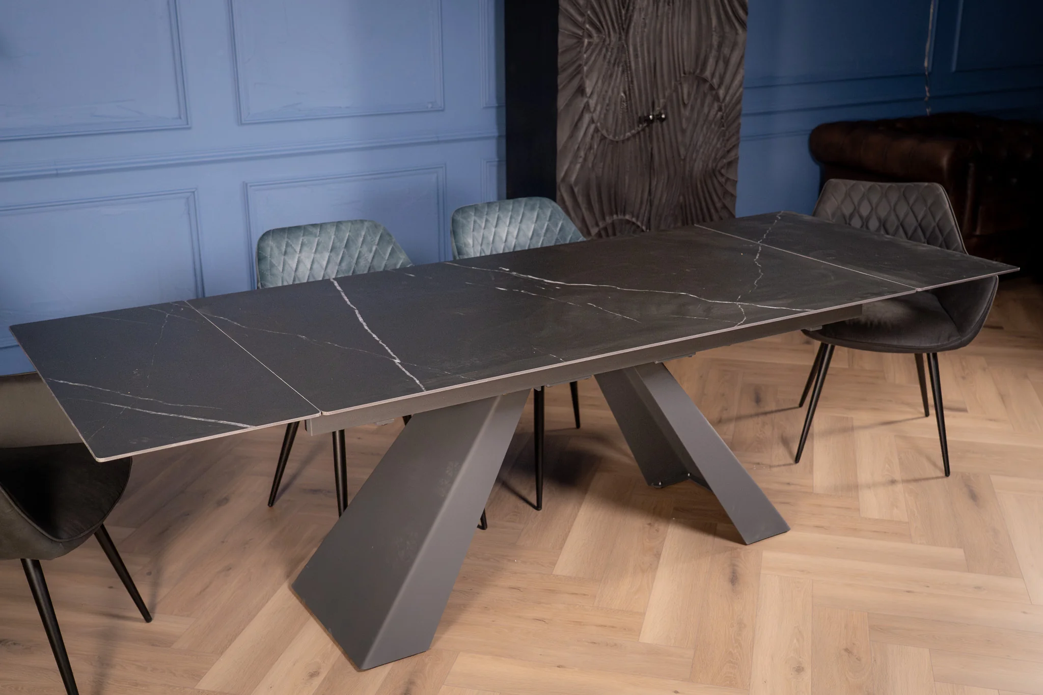 Extendable Sintered Stone Dining Table 160-240cm – Oasis Black Manhattan - Image 3