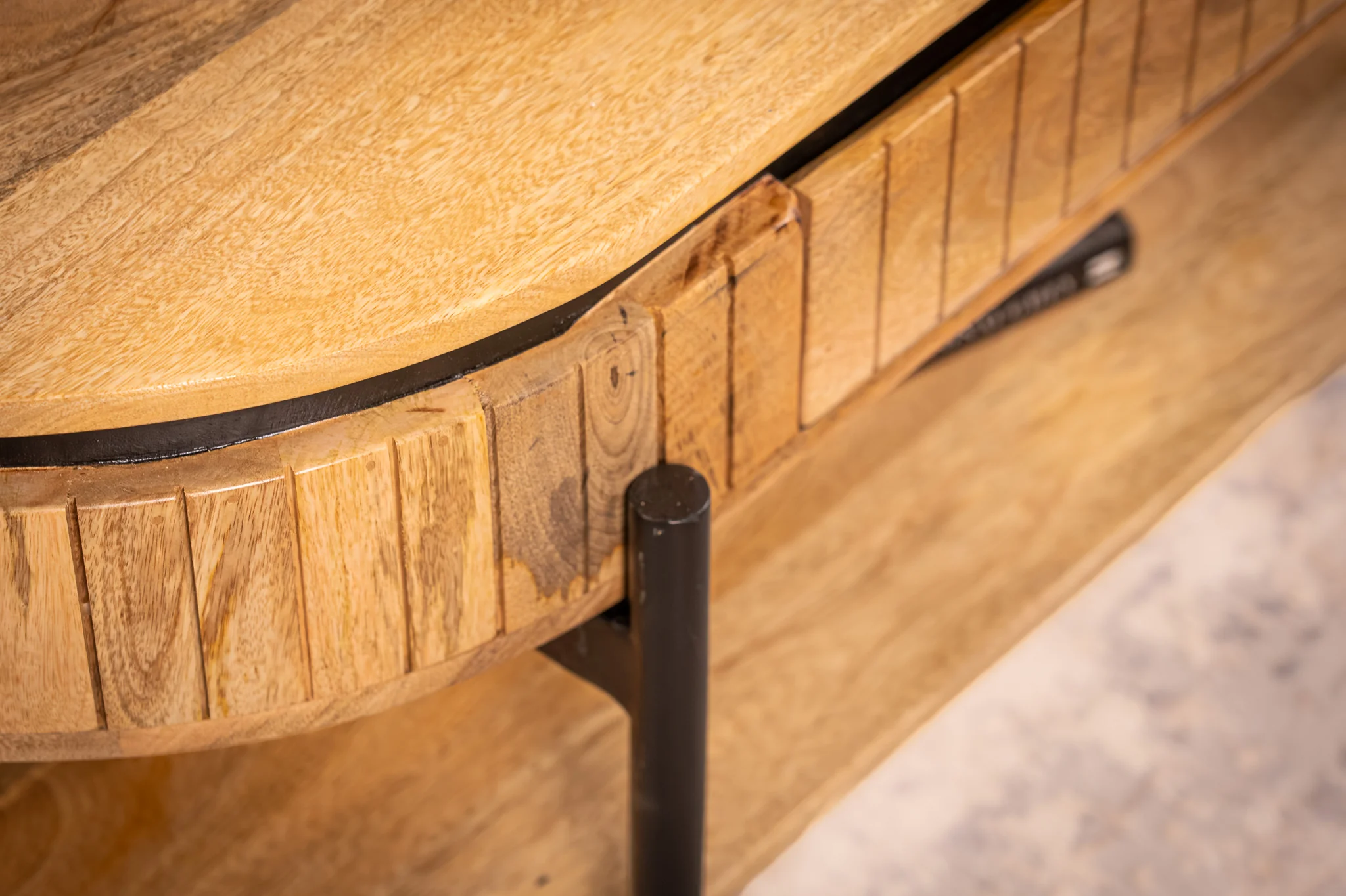 Solid Mango Wood Coffee Table Natural Brown with Fluted Front 120 cm – Reno - Image 6