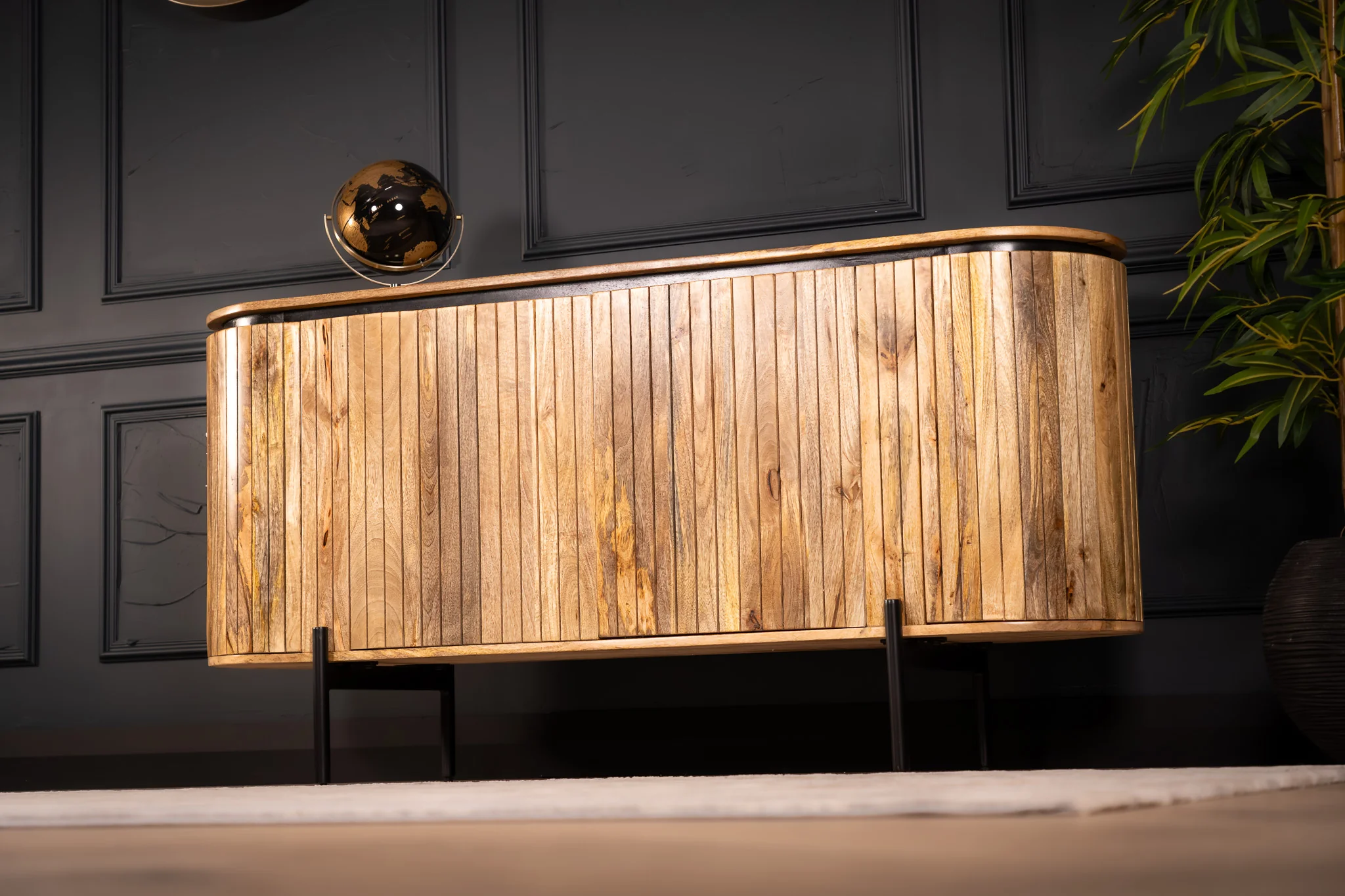 Solid Mango Wood Sideboard Natural Brown with Fluted Front 160 cm – Reno - Image 4