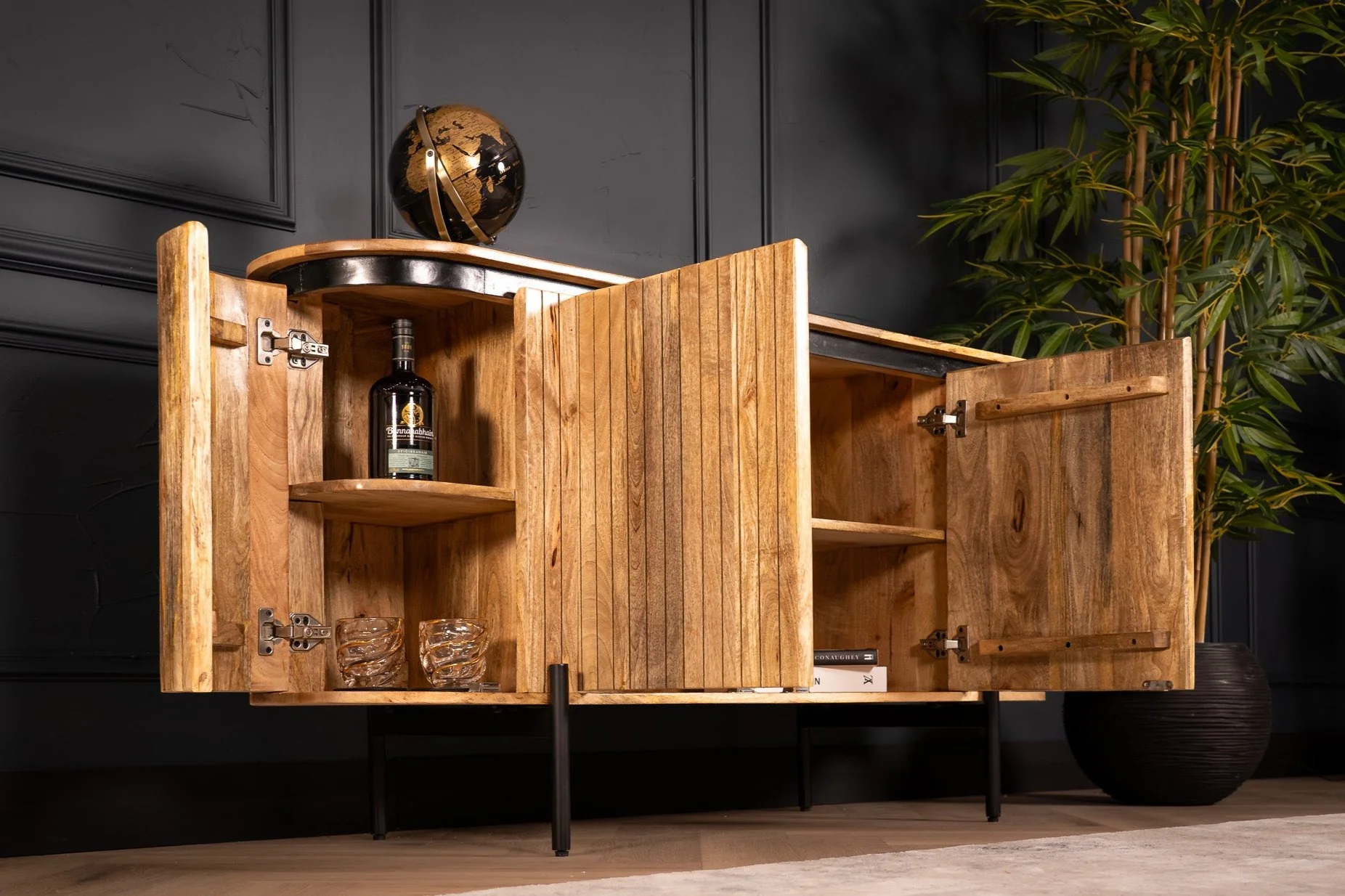 Solid Mango Wood Sideboard Natural Brown with Fluted Front 160 cm – Reno - Image 7