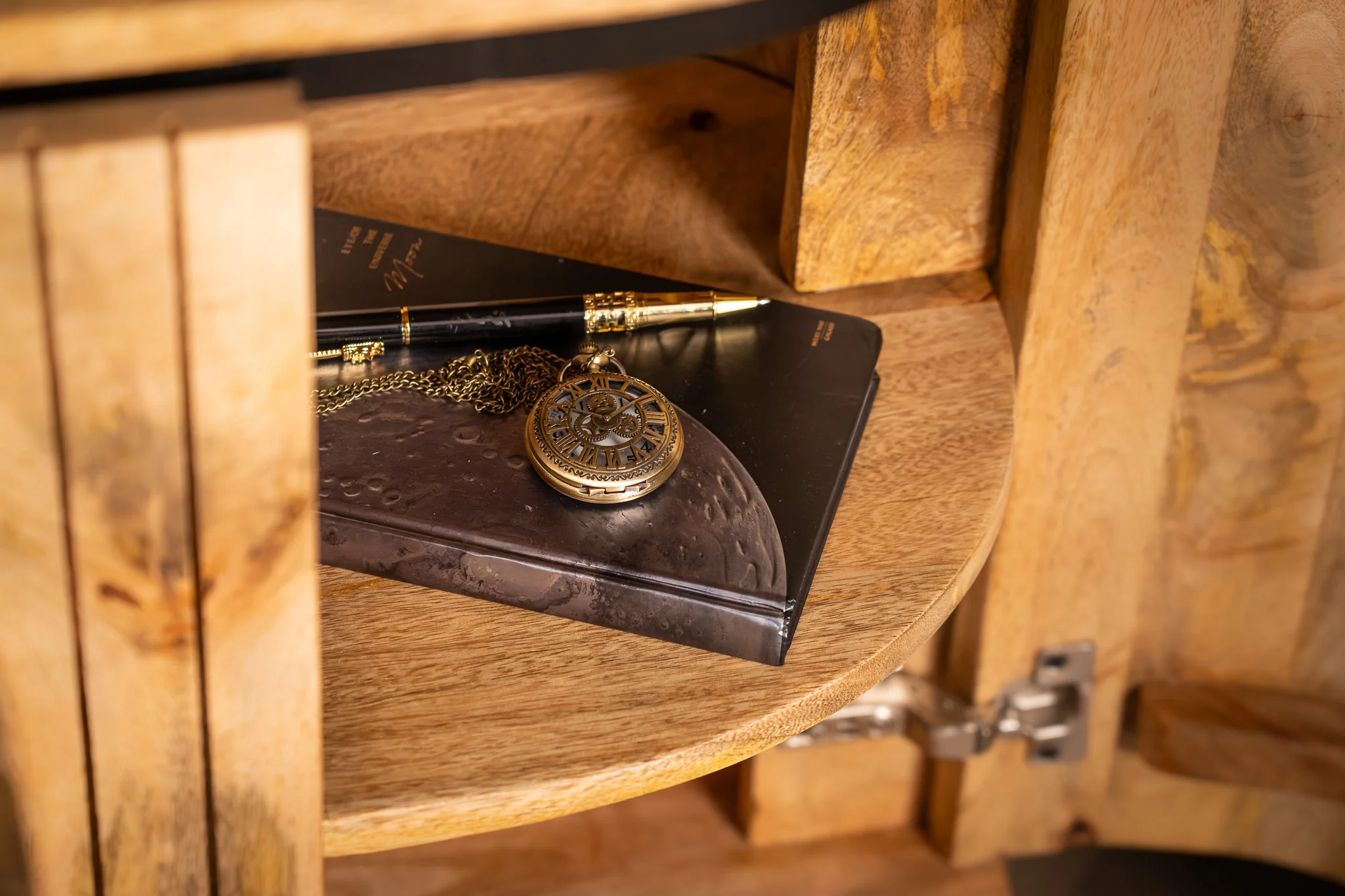 Solid Mango Wood Sideboard Natural Brown with Fluted Front 160 cm – Reno - Image 8