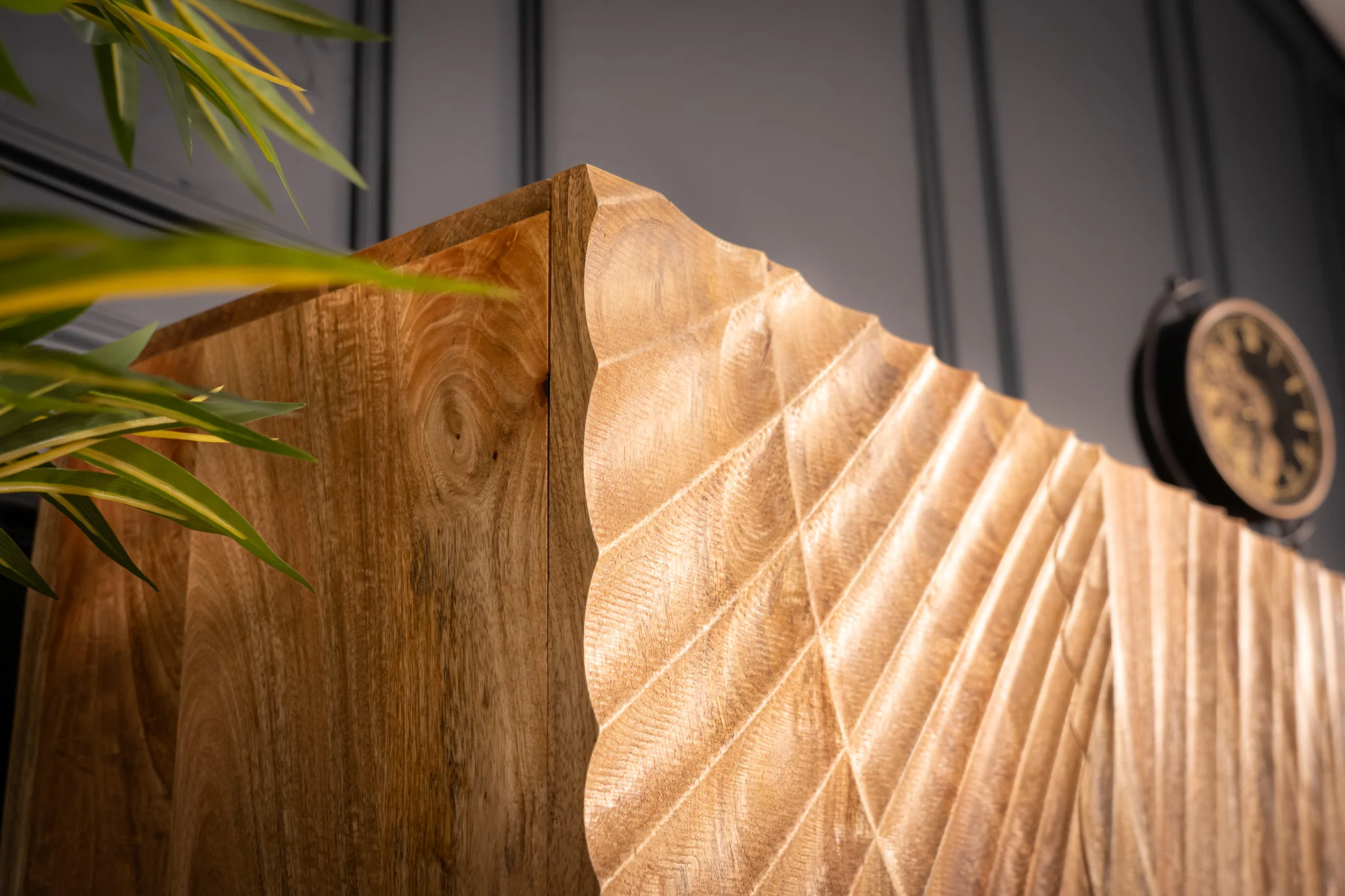 Solid Mango Wood Sideboard Natural Brown 177 cm – Scorpion 3D Carved Fronts - Image 6