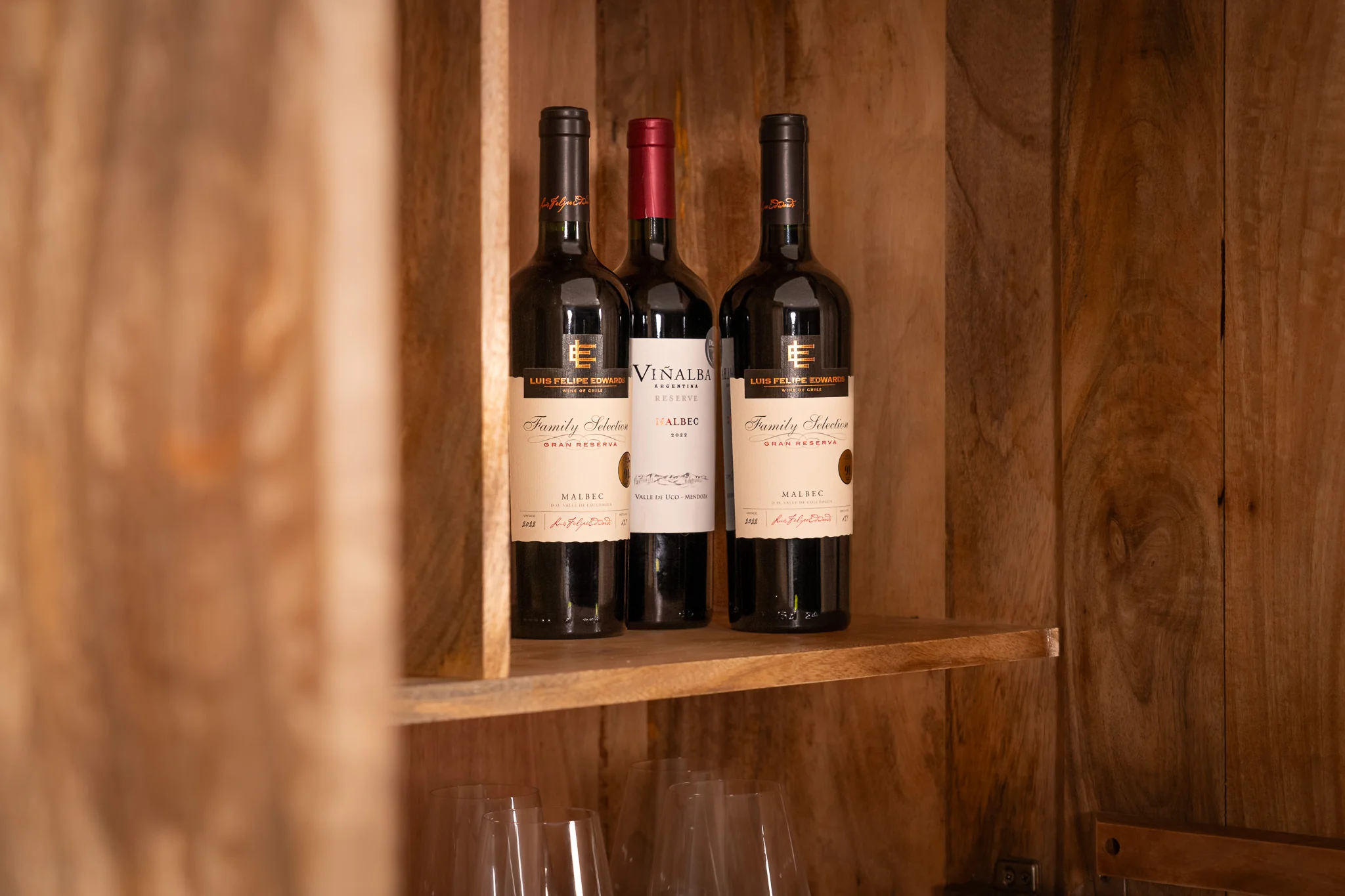 Solid Mango Wood Cabinet Natural Brown 178 cm with 3D Carved Front – Scorpion - Image 8