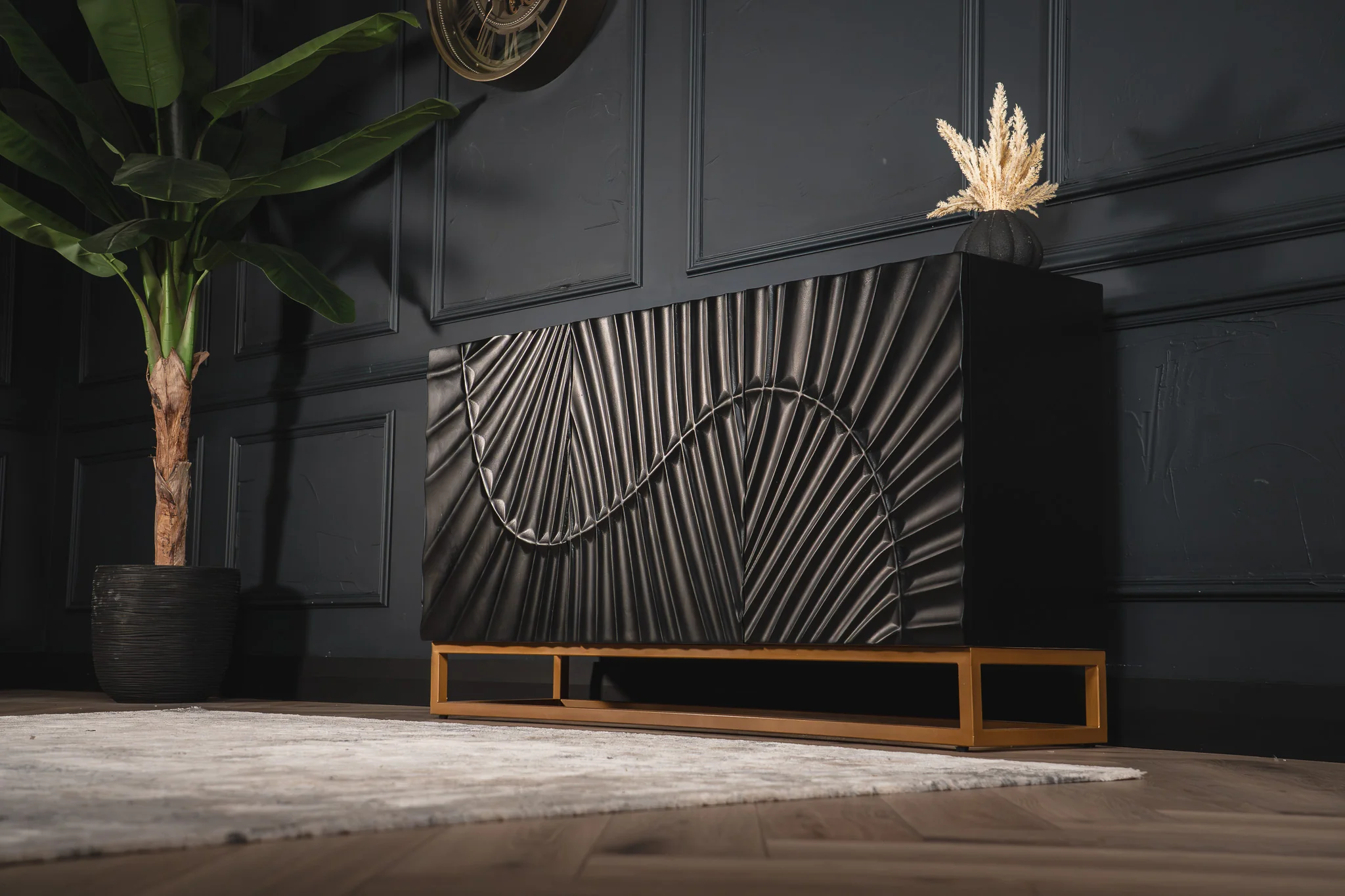 Solid Mango Wood Sideboard Black 140 cm – Scorpion 3D Carved Front - Image 3