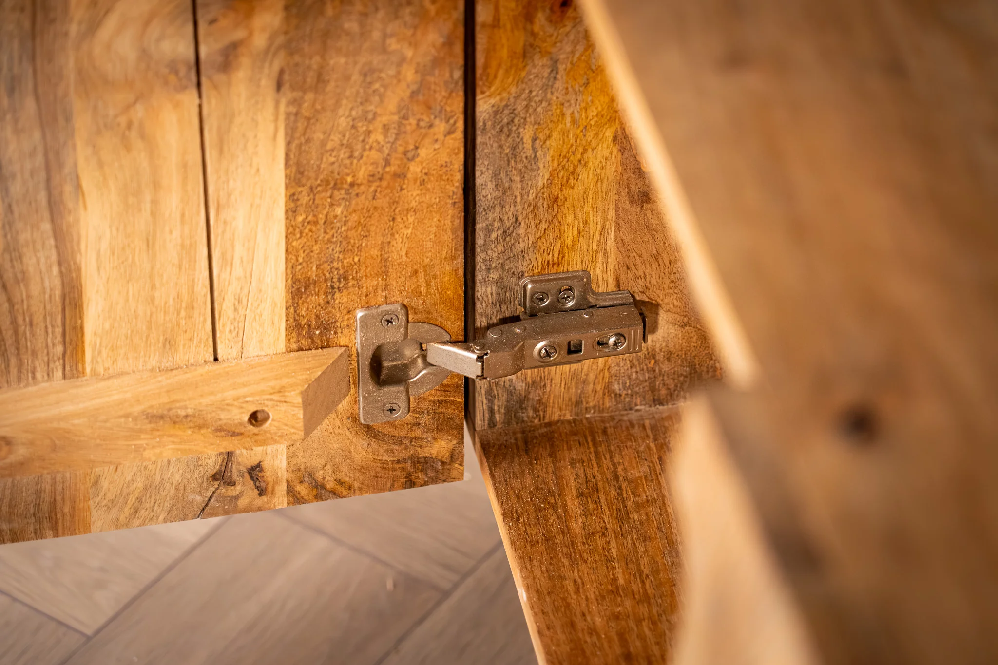 Solid Mango Wood TV Unit Natural Brown & Gold 180 cm – Sunset Collection - Image 8