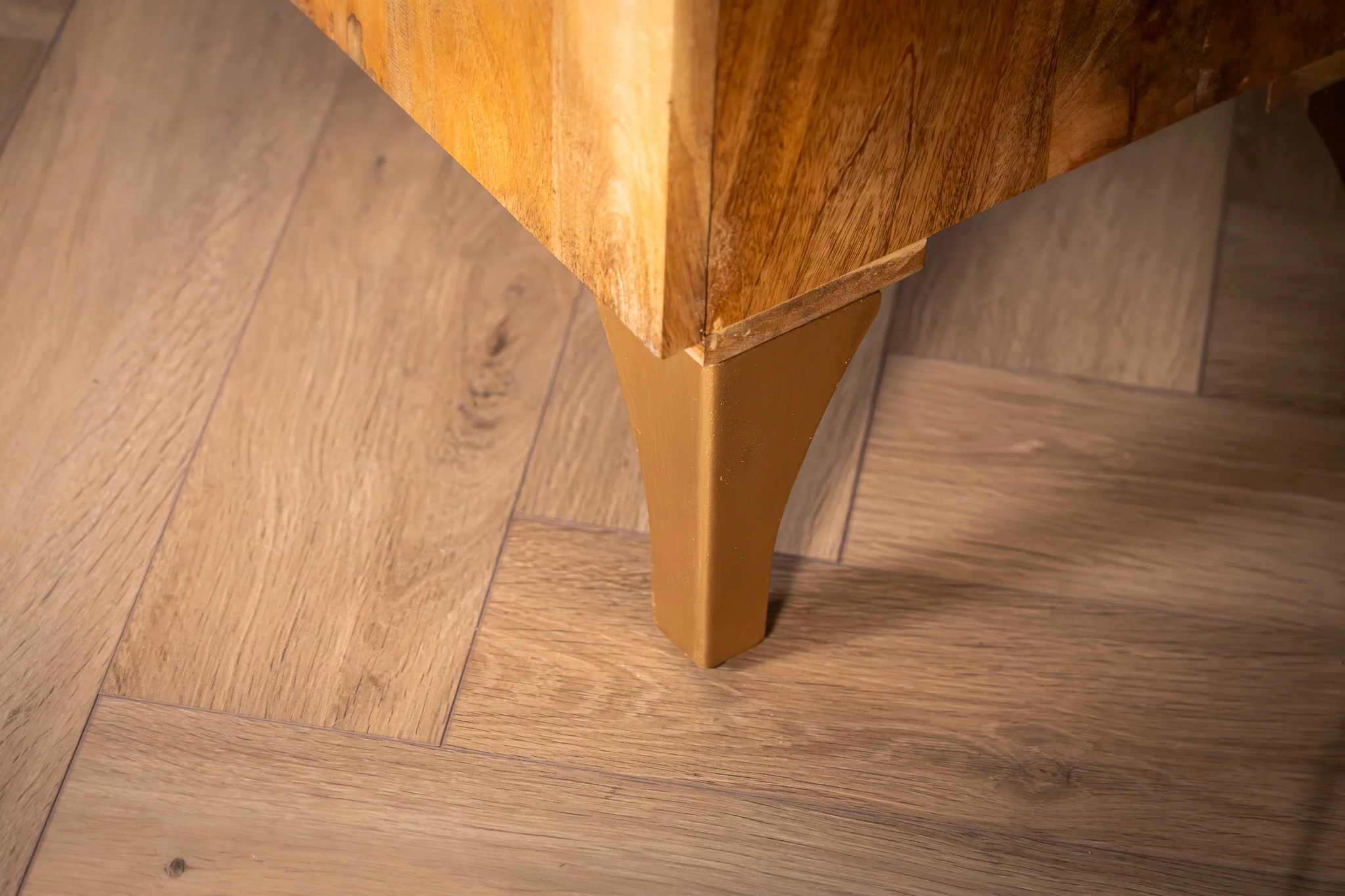 Solid Mango Wood TV Unit Natural Brown & Gold 180 cm – Sunset Collection - Image 9