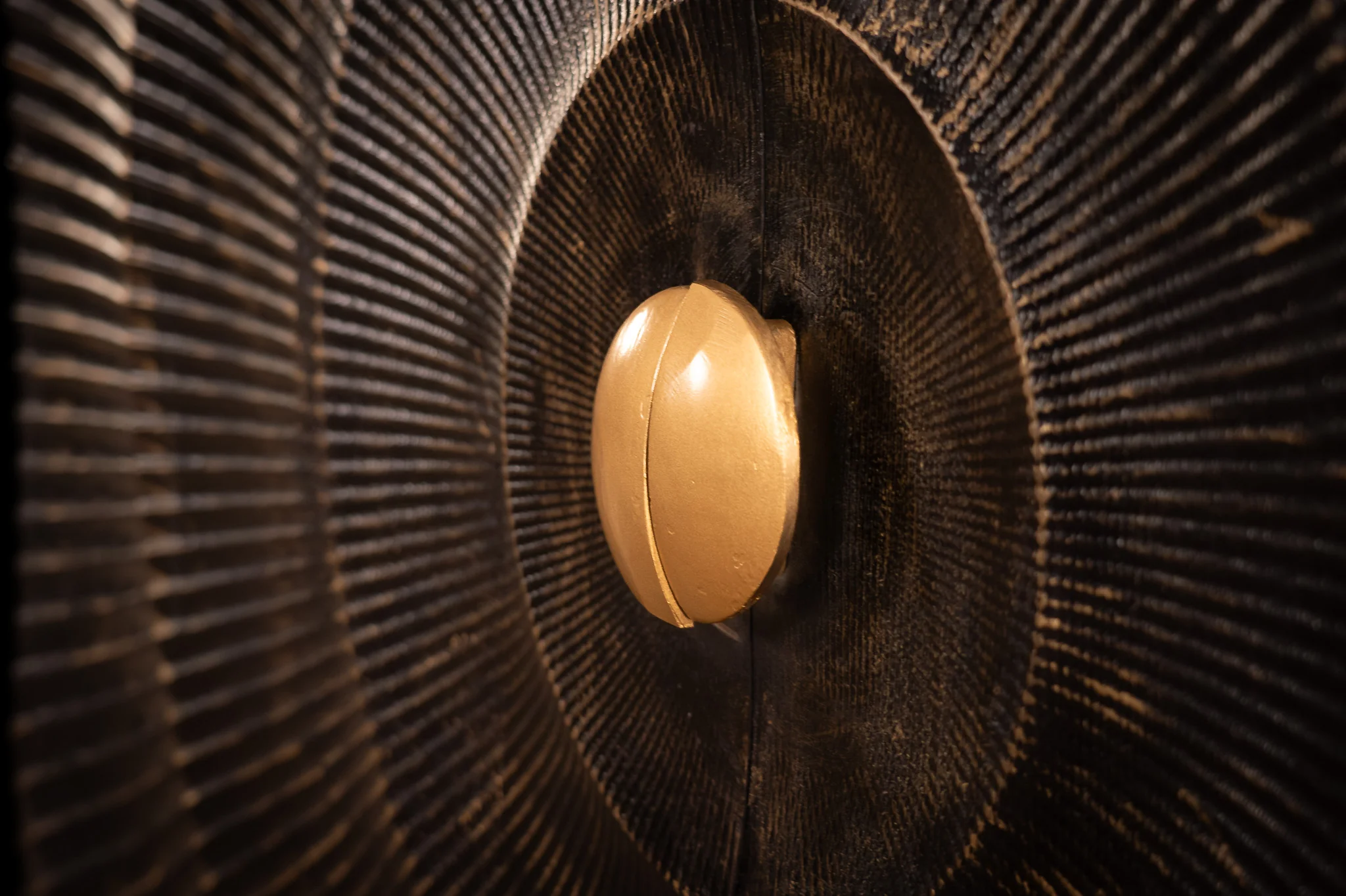 Solid Mango Wood Floating TV Unit Natural Brown 180 cm with Curved Front – Sunset - Image 4