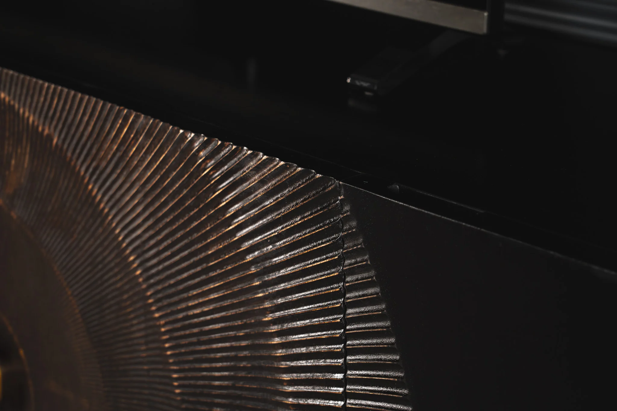 Solid Mango Wood Floating TV Unit Natural Brown 180 cm with Curved Front – Sunset - Image 6