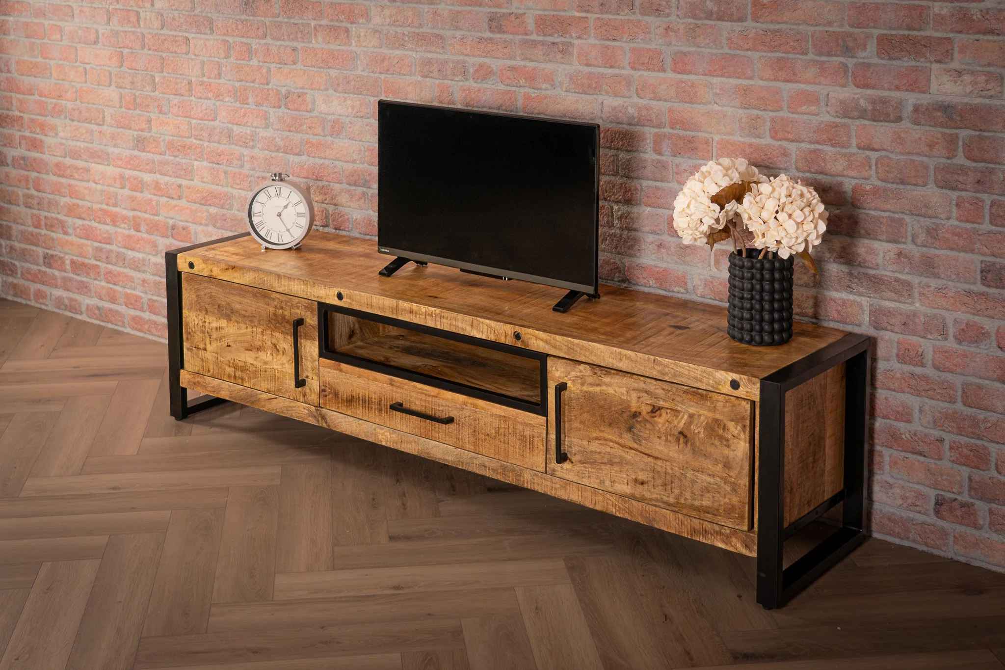 Solid Mango Wood TV unit and Black Metal Frame 200 cm – Iron Industrial - Image 3