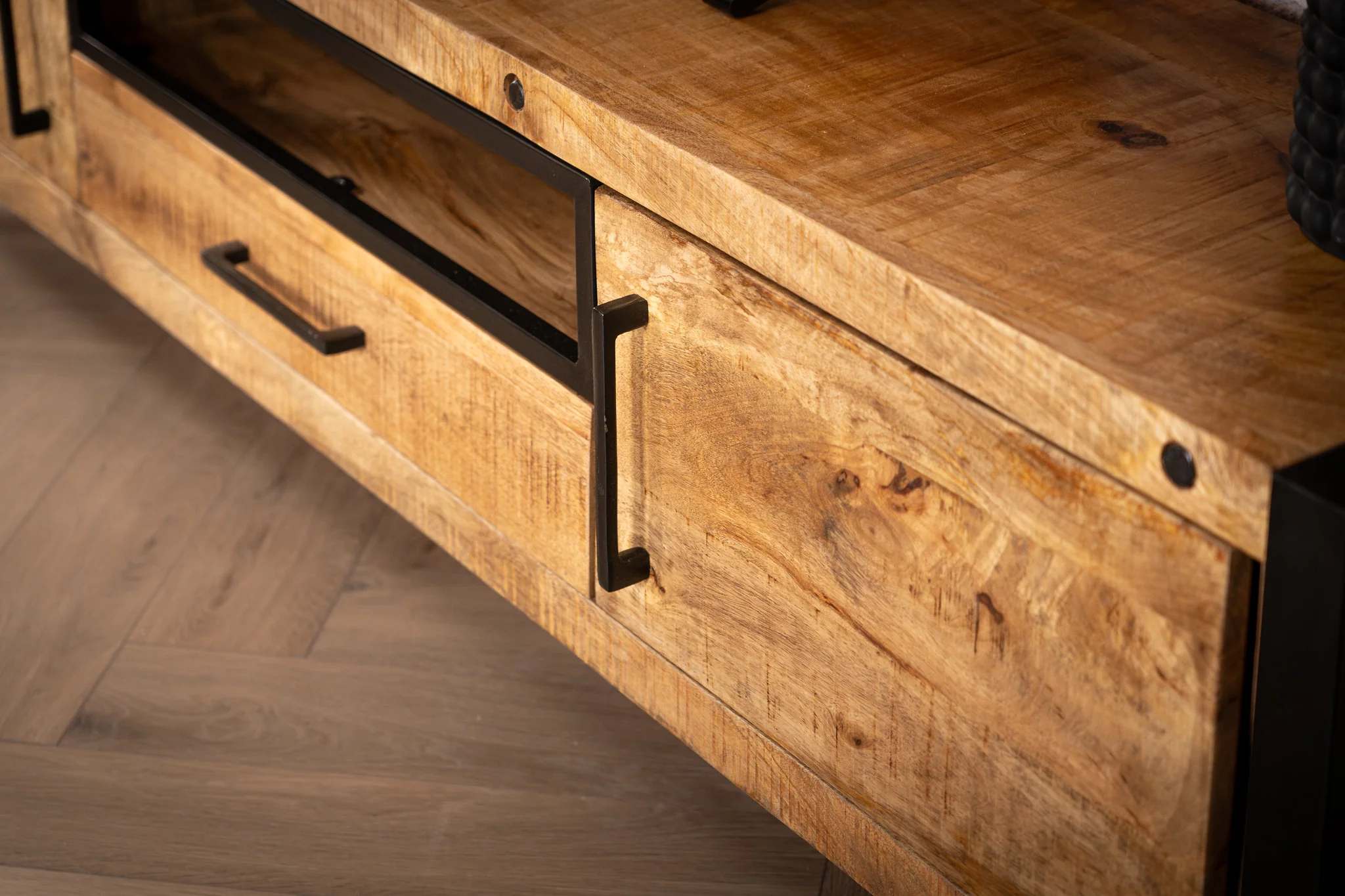 Solid Mango Wood TV unit and Black Metal Frame 200 cm – Iron Industrial - Image 6