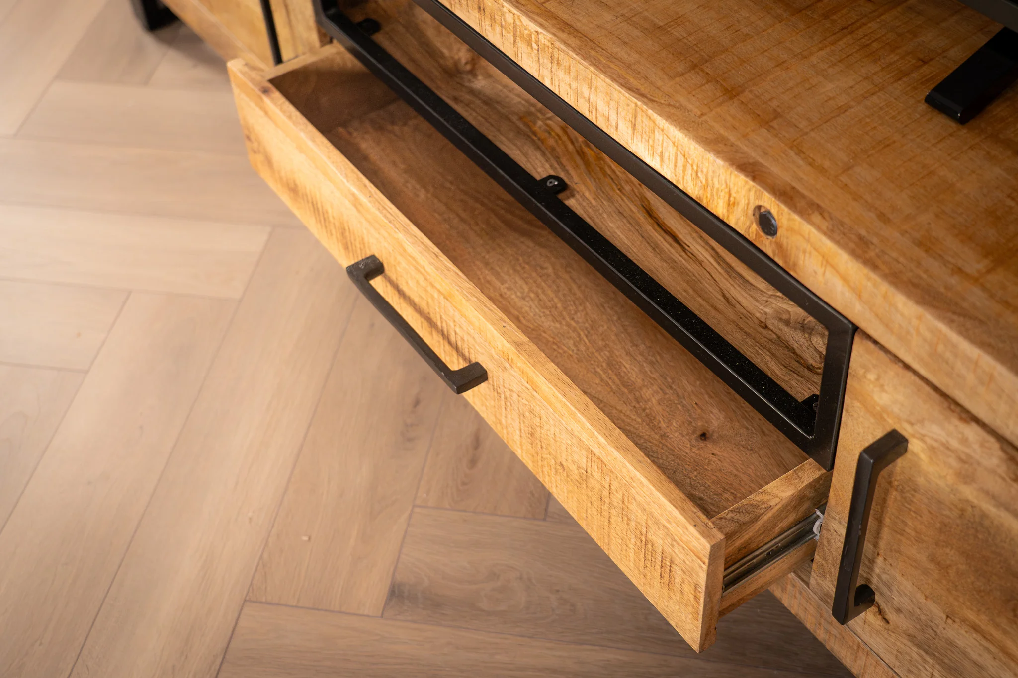 Solid Mango Wood TV unit and Black Metal Frame 200 cm – Iron Industrial - Image 7