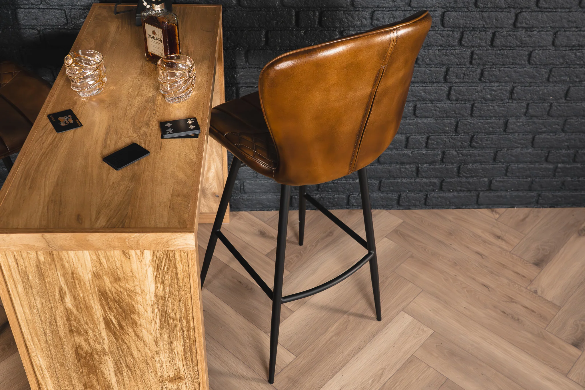 Genuine Leather Bar Stool Antique Brown with Black Legs – Valencia Curve - Image 3