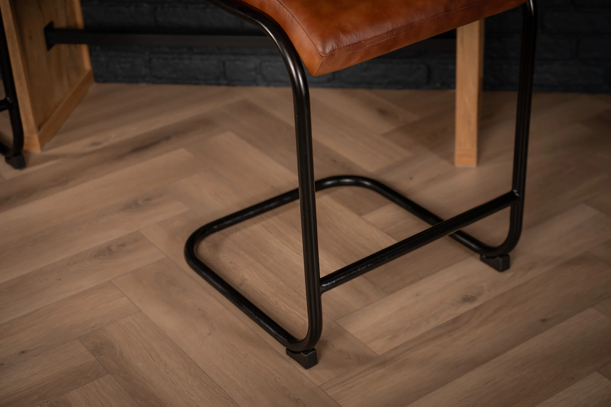 Genuine Leather Cantilever Bar Stool Brown – Veneto - Image 4