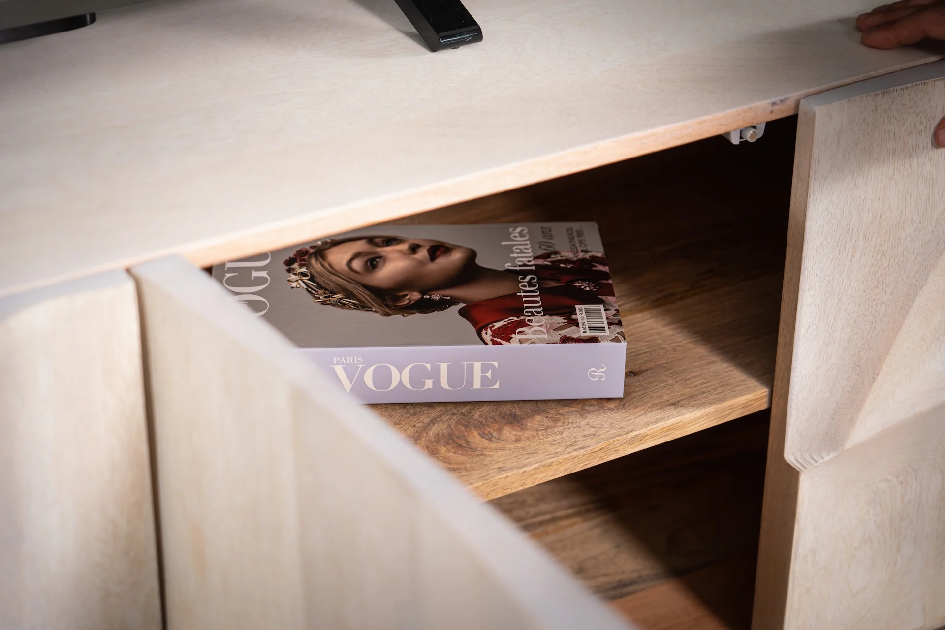 Solid Mango Wood TV unit White 170 cm – White Mountain 3D Carved Front - Image 7