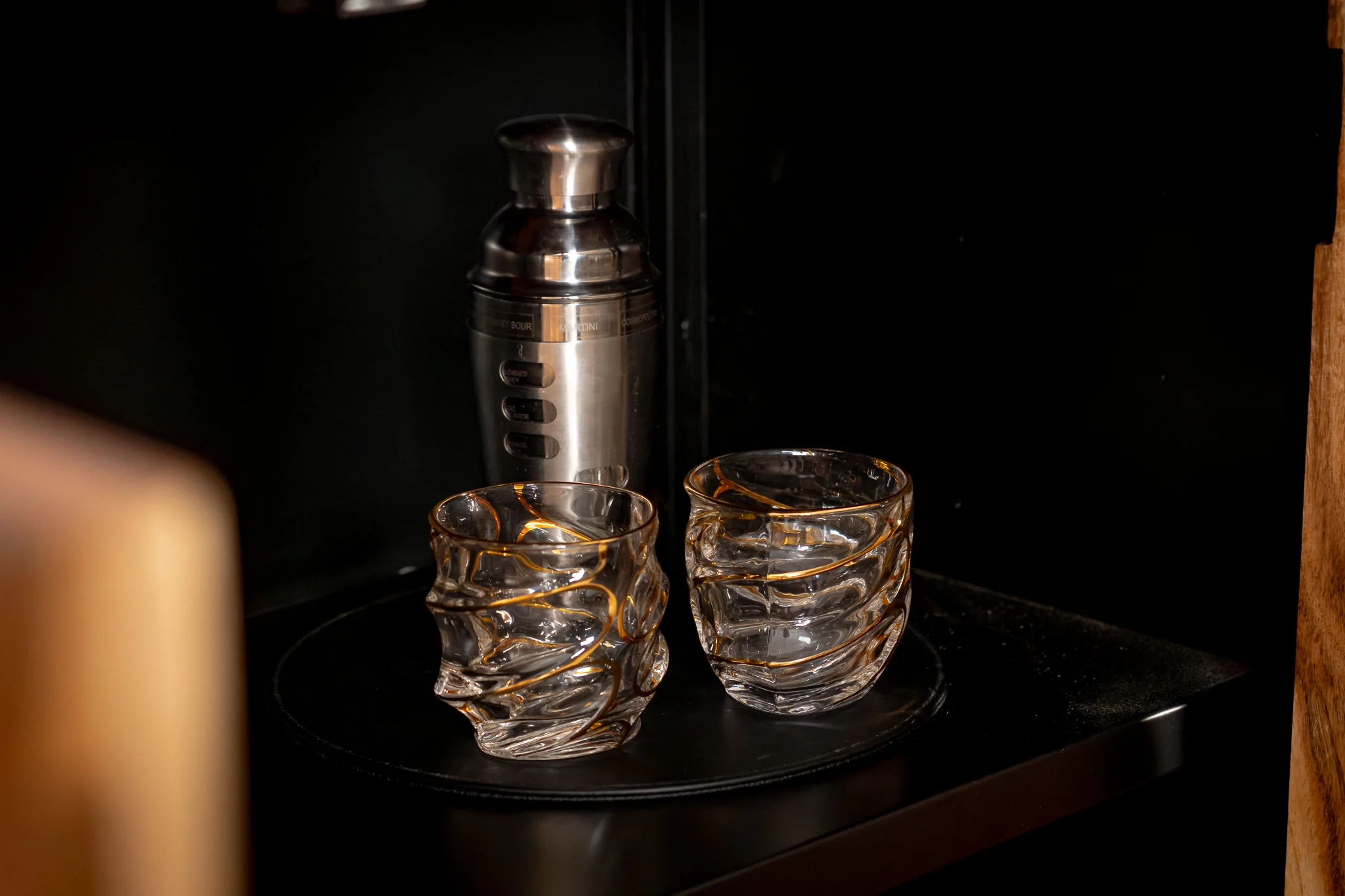 Solid Recycled Teak and Acacia Wood Cabinet 120 cm with 3D Geometric Front – Woodcraft - Image 7